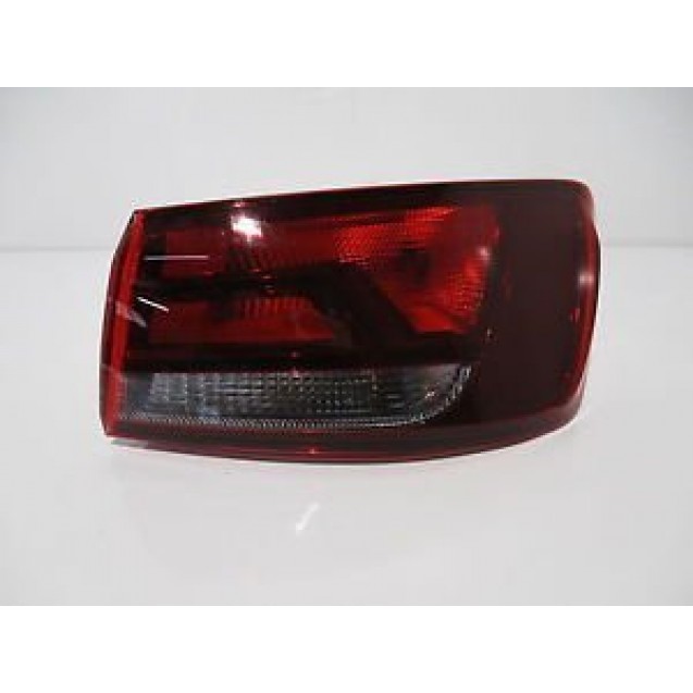 A3 Sedan (2013-2018) Stop Sağ Dış 8V5945096