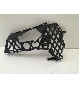 Passat (2015-2017) Ön Tampon Braketi Sol 3G0807177 