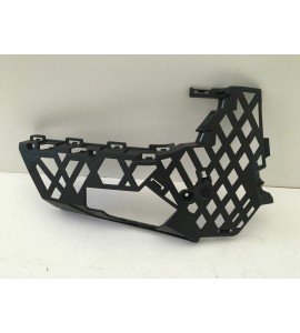 Passat (2015-2017) Ön Tampon Braketi Sağ 3G0807178 